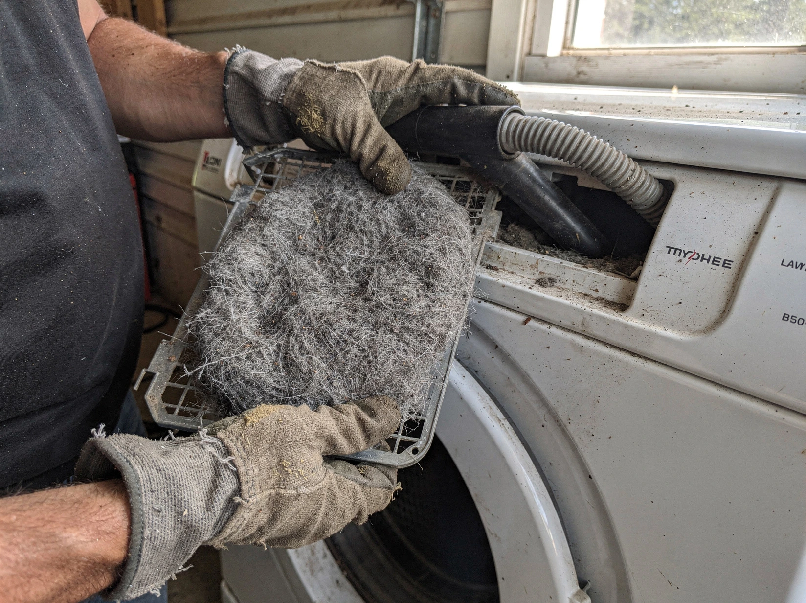 Cleaning Dryer Lint Trap service in Corona, CA